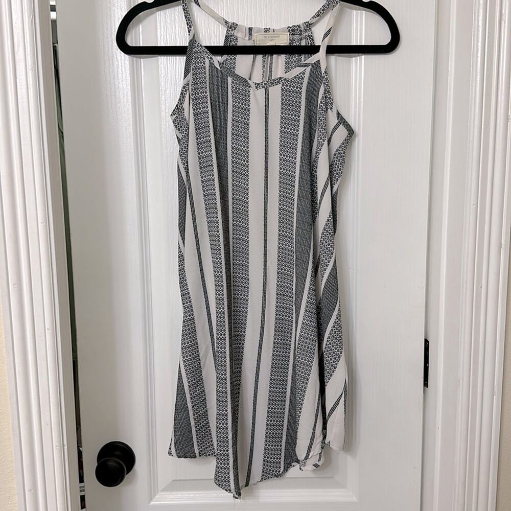 No comment girls dress size XL 16